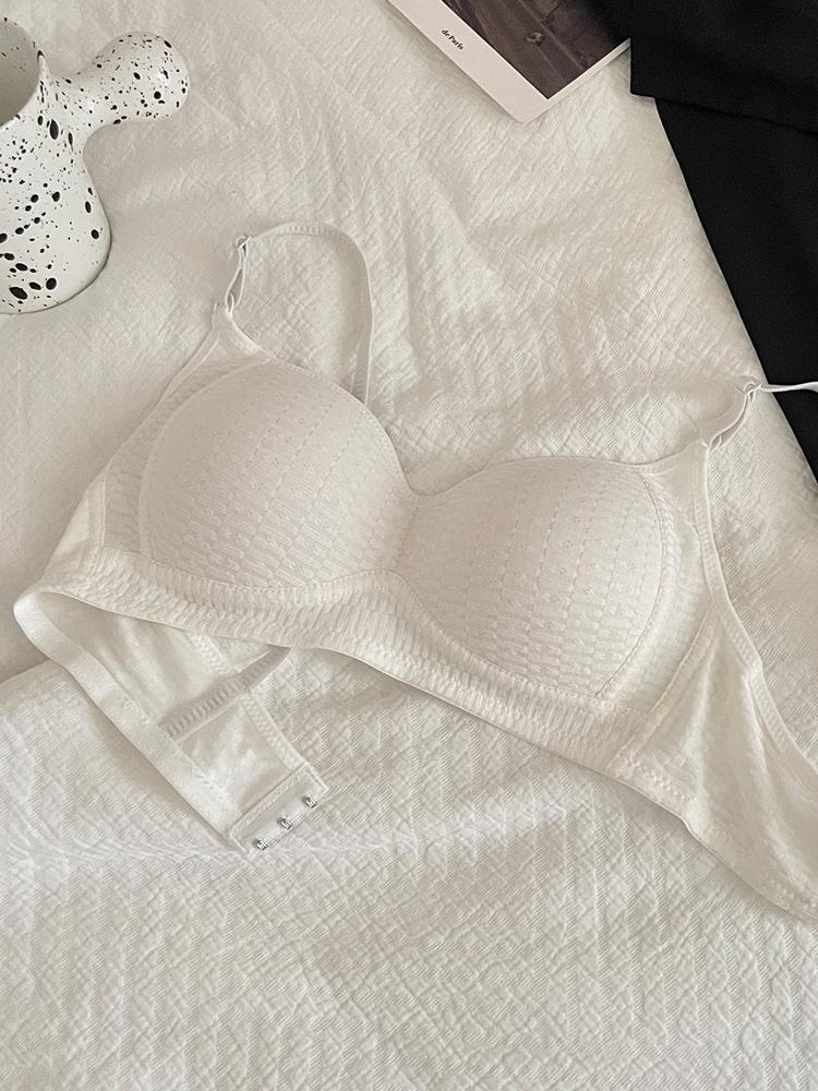 Women s Seamless Push-Up Bra: Lightweight, Anti-Sag, Side Support for Small Busts. 32/70AB