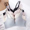 Primavera y verano Nuevo sujetador con hebilla delantera Ropa interior de encaje recogido en la espalda Sujetador cómodo que no deja marcas