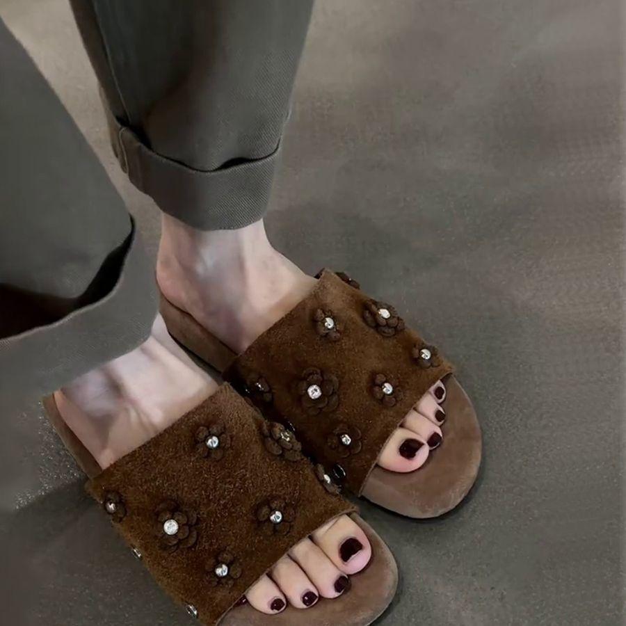 Fashion flower open-toed cool slippers women's summer new thick-soled extraordinary foreign style comfortable wear anti-velvet versatile sandals