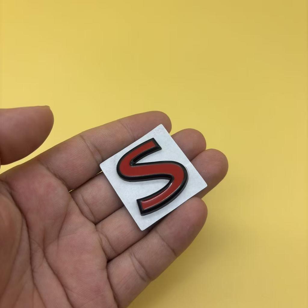 Metal S Logo, Rear Trunk Emblem Badge Car Sticker for IPL Q50 Q50S Q50L G37 Q30 Q70 G25 QX70 FX35 FX37