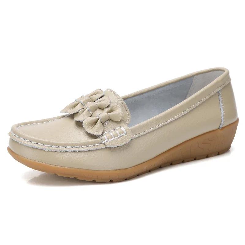 Lightweight Slip-On Loafers Casual Shoes Ladies Non-Slip Bean Nursing Walking Shoes Spring Flats Genuine Leather Moccasins Women
