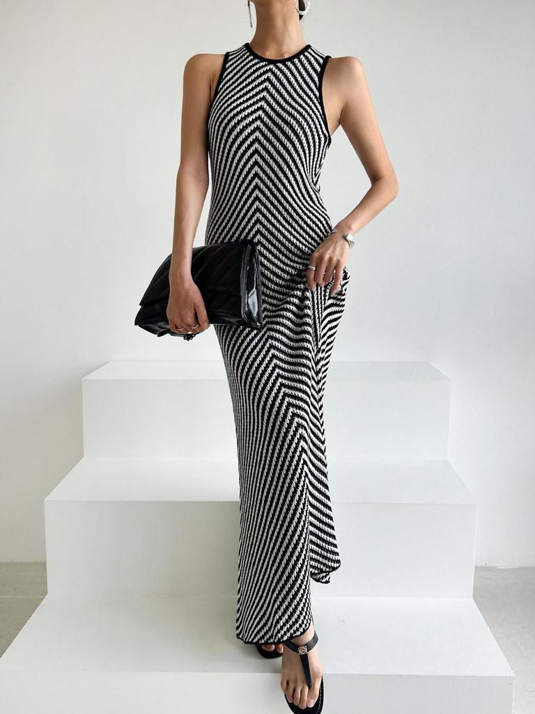 Patchwork Sleeveless Slim-Fit Knitted Dress