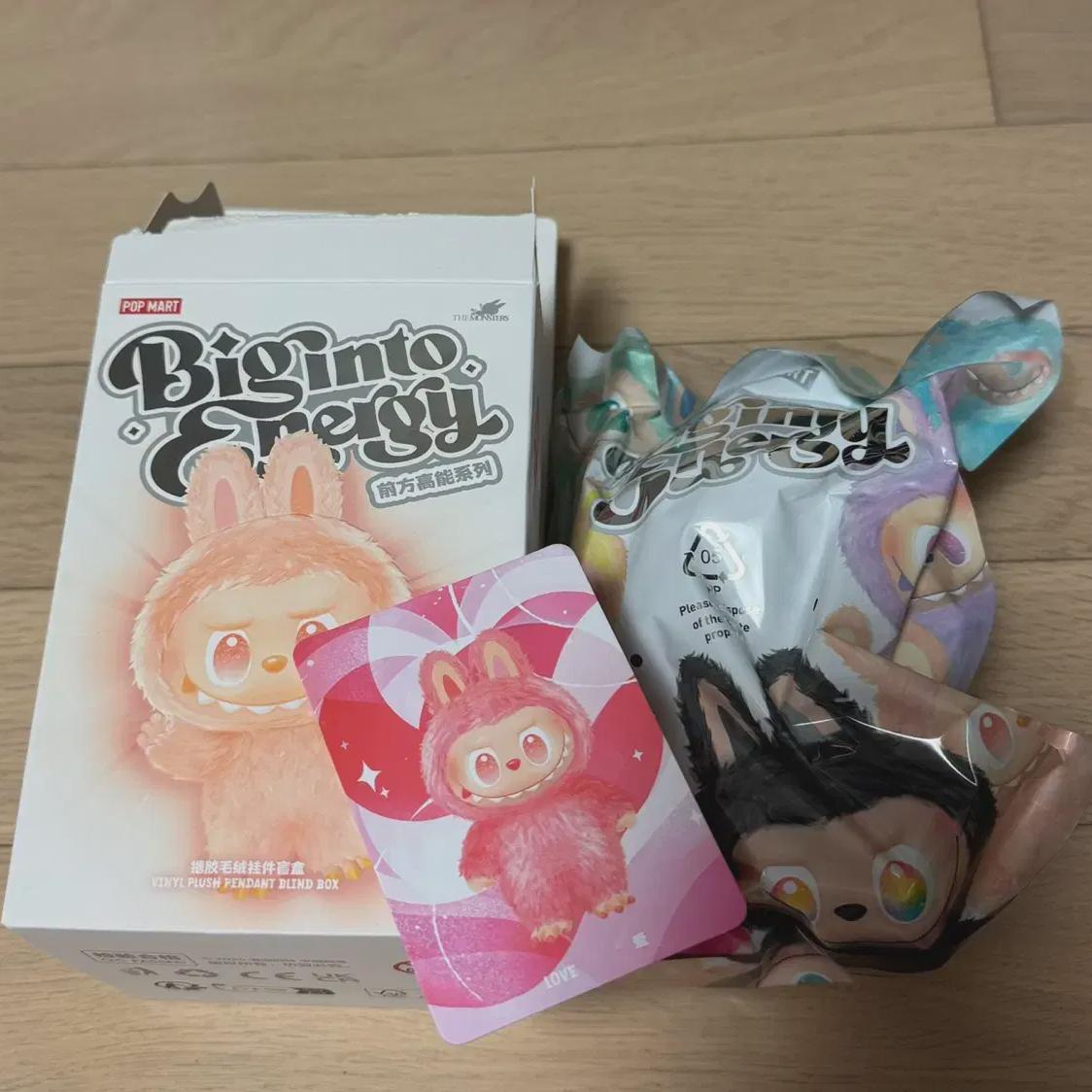 

Pop Mart Labubu Оригинальный Неоткрытый Любовь