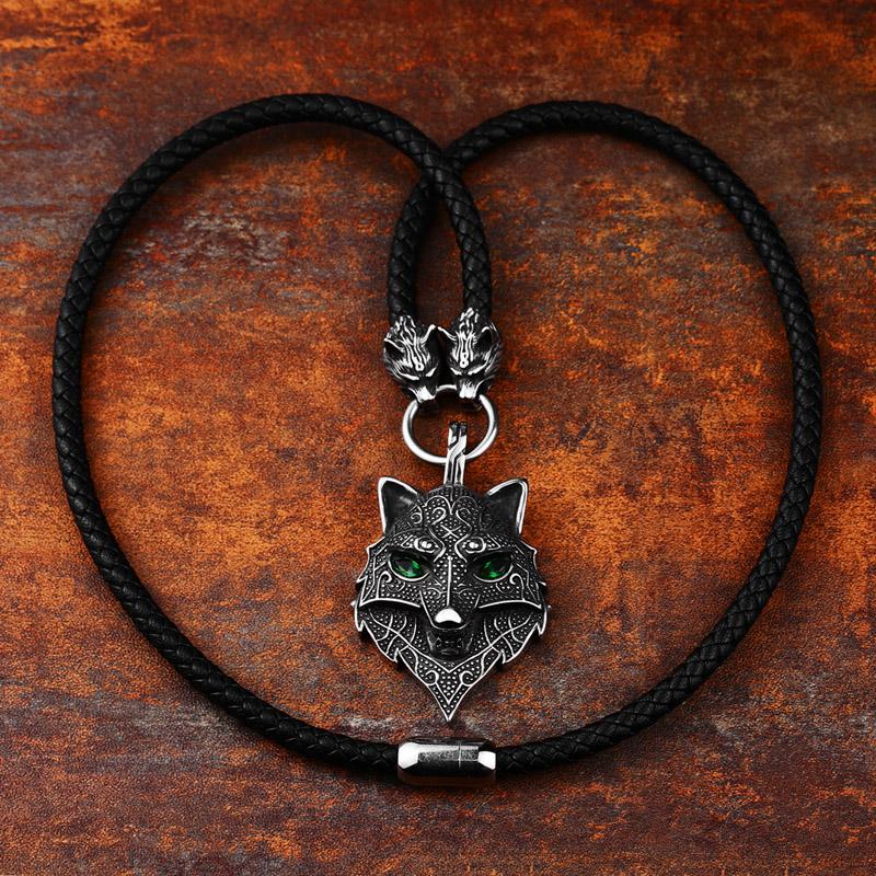 BEIER 2023 New Style Viking Stainless Steel Wolf Head Green Pendant Double Wolf Heads Necklace Animal Jewelry Gift