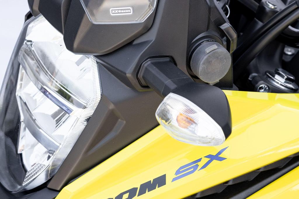 Kijima V-STROM250SX ('23-/8BK-EL11L) 304-6306 Motorcycle, USB Twin Port Kit, For Vehicle Use, 2 Gets (Total DC 5V/4A) Charging,