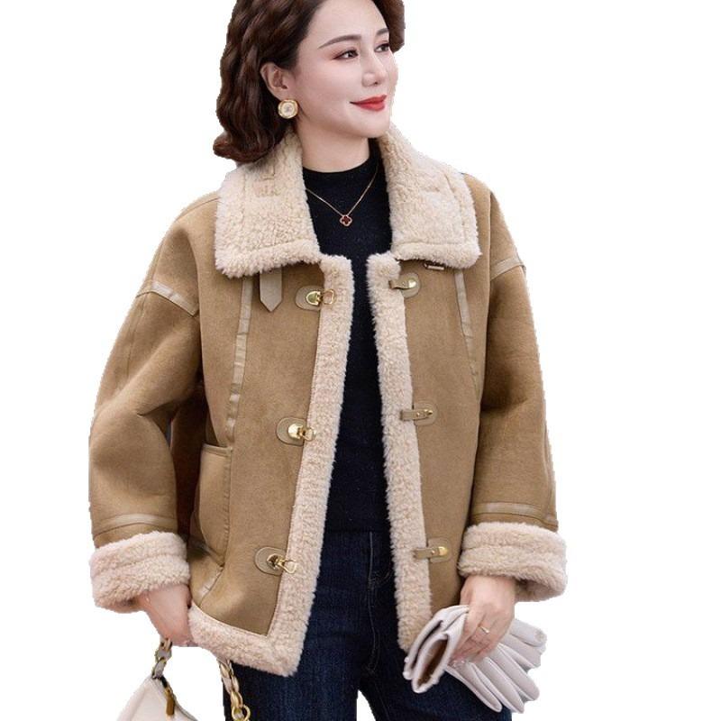 Middle-aged and Elderly Women's Fur Integrated Mother Autumn and Winter Coat Fleece Thickened Small Middle-aged and Elderly Coat Short Top