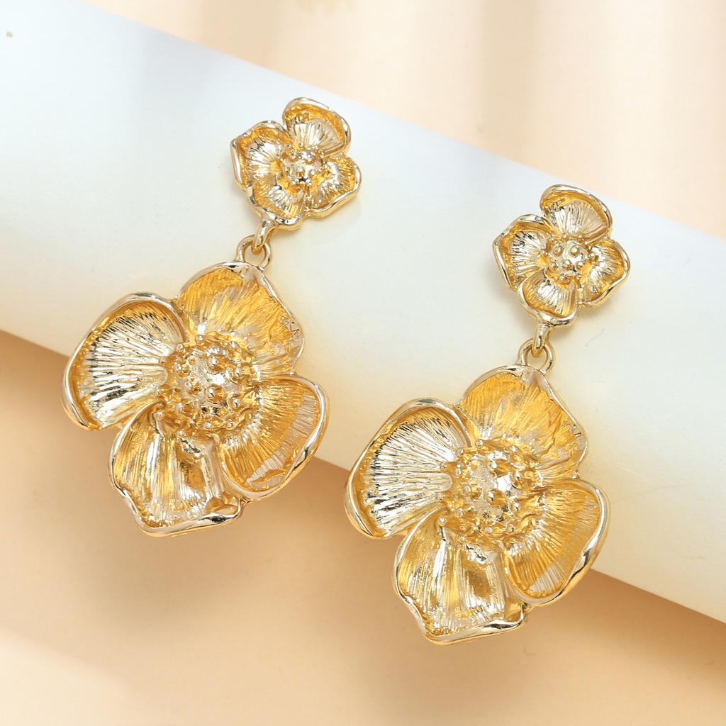 European and American fashion round flower love fringed water drop earrings femininity versatile ins wind alloy earrings