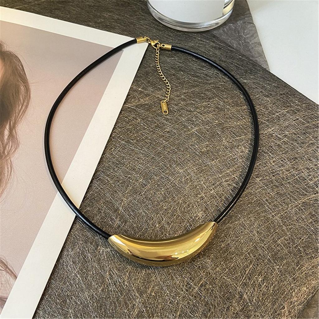 Elegant Titanium Steel Necklace Women Jewelry Adjustable Leather Cord Necklace Perfect for Daily Wear and Any Occasion