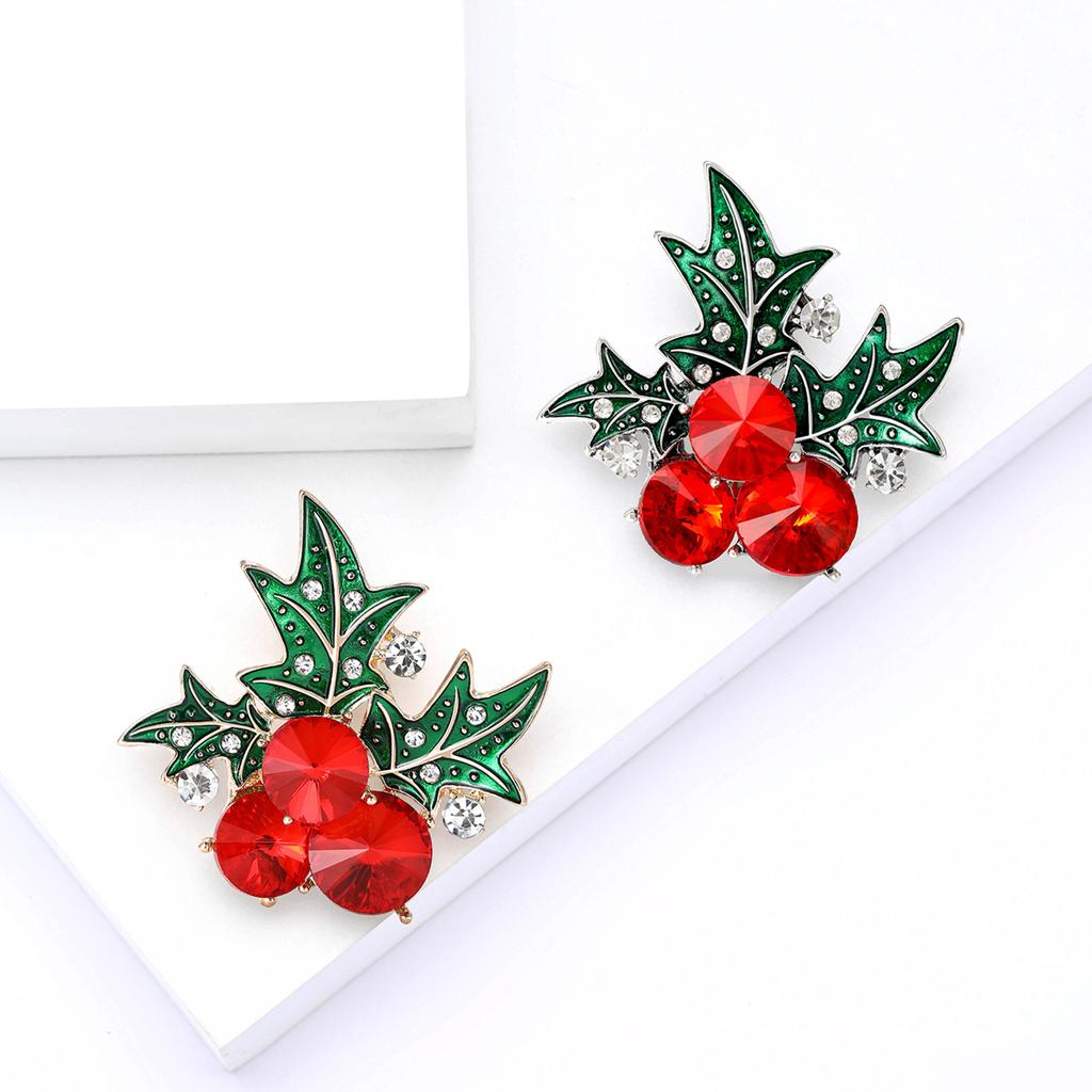 Christmas Fruit Themed Brooch, Fashionable Jewelry Accessories For Women, High-Value Holiday Accessories, Preferred Christmas Gift For Friends