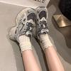 Nouvelles chaussures d'été pour femmes de la station européenne, chaussures de sport décontractées polyvalentes à semelle épaisse en maille