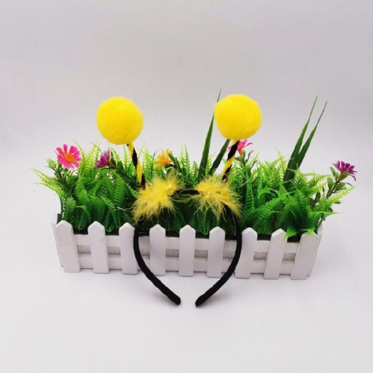 Lovely Bee Pompom Antenna Headband Plush Hairbands Cartoon Party Hair Decors
