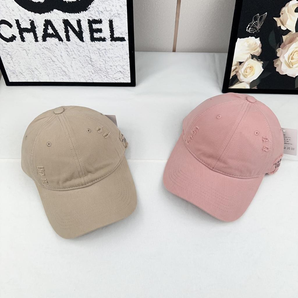 Baseball cap, ripped old peaked cap, hat for women 2025 fashion trend, wide brim, big face, small face