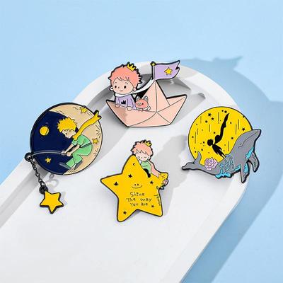 Roztomilý kreslený malý princ Měsíční hvězda Pohádka Smaltovaná brož Pin Art Odznak Šperky Dekorace Příslušenství