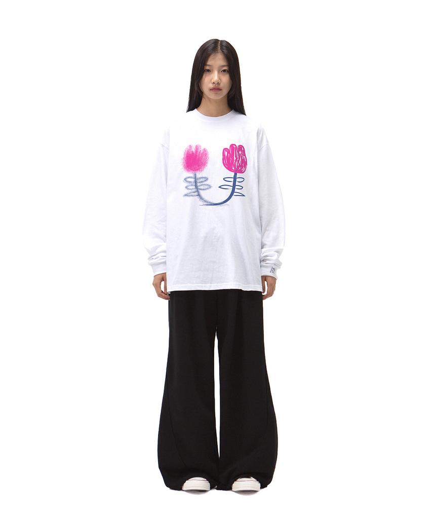 Yankoaleupeu Flower Semi-Oversized Long Sleeve - White