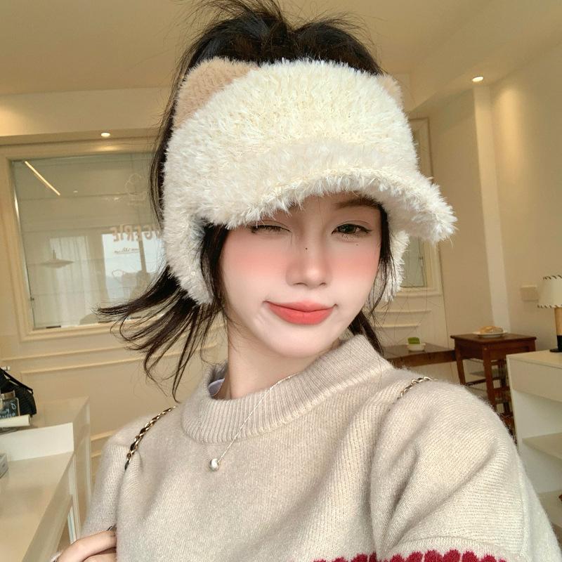 Autumn and winter hats, women's ear protectors, large brim, small face, empty cap, fleece and thickened thermal cap.