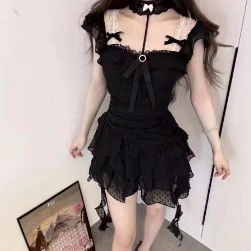 [Original quality] French Hepburn style black suspender dress female spice girl lace irregular atmosphere