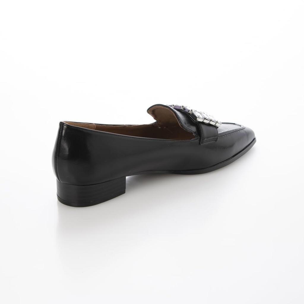 Soft Visible Buckle Loafers for All Weather Conditions