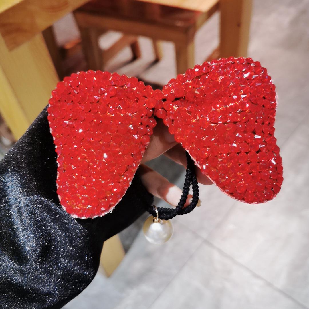 

Корейская резинка для волос с бантом из страз и жемчуга Дондэмун