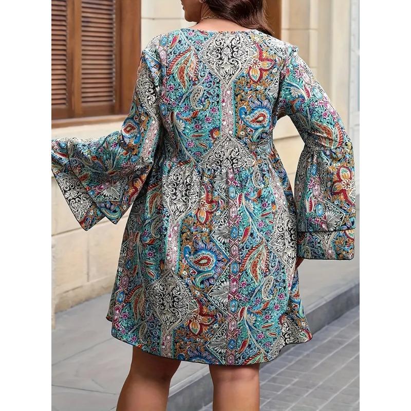 Plus Size Women's Fashion Print V Neck Long Sleeve Flared Sleeve Dress