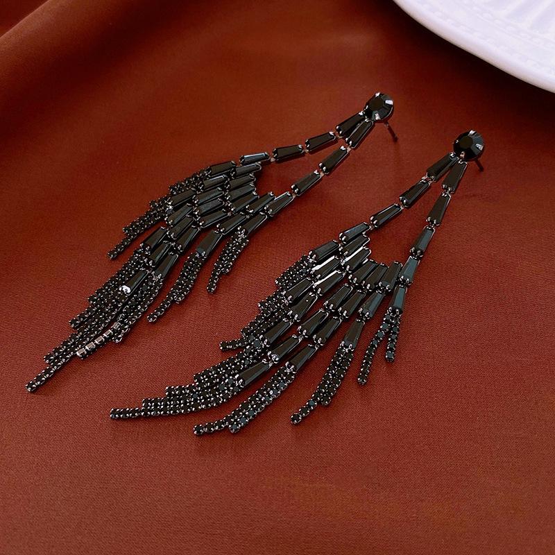 European and American Diamond-set Oval Earrings Retro Earrings Niche Light Luxury High-end Earrings Women