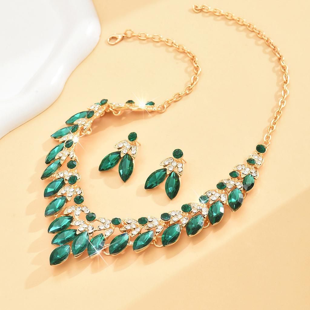 Wind Zweiteiliges Schmuck-Halsketten-Set Übertriebene Retro-Ohrringe mit Strasssteinen Halskette für Damen