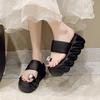 French One-word with Pinch Cover for Toe Women To Wear In the Summer of 2025, the New Thick-bottomed Fashionable Versatile Lazy Cool Slippers