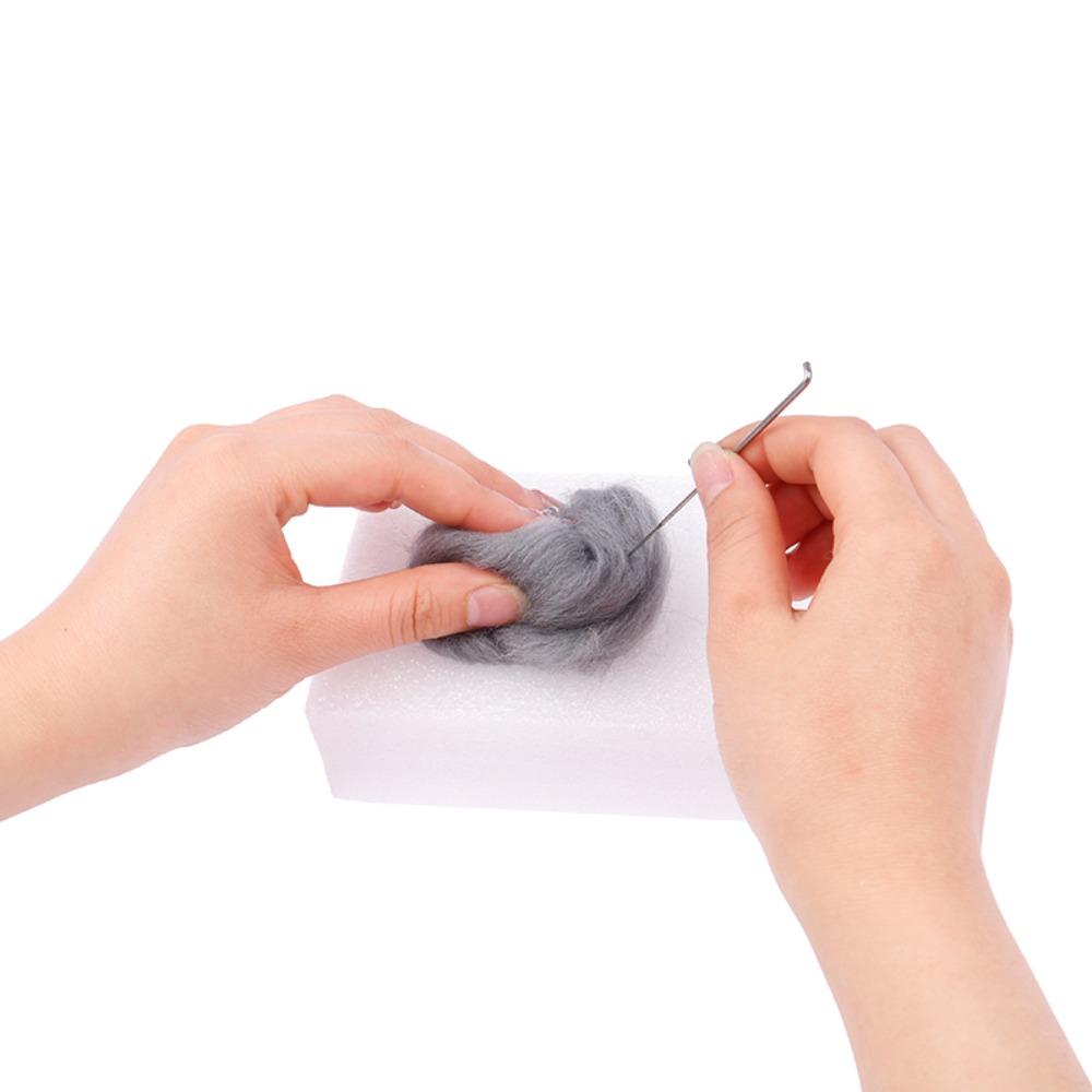 Toys Beginner Material Kit Penguin Wool Needle Felt Kit Unfinished Felt Kit Penguin Cartoon Toy