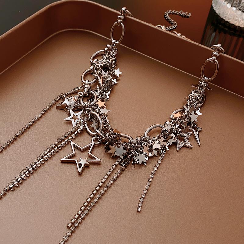 

Ожерелье с кисточками и пайетками в форме звезды с бриллиантами: Уникальная модная цепочка на ключицу для женщин