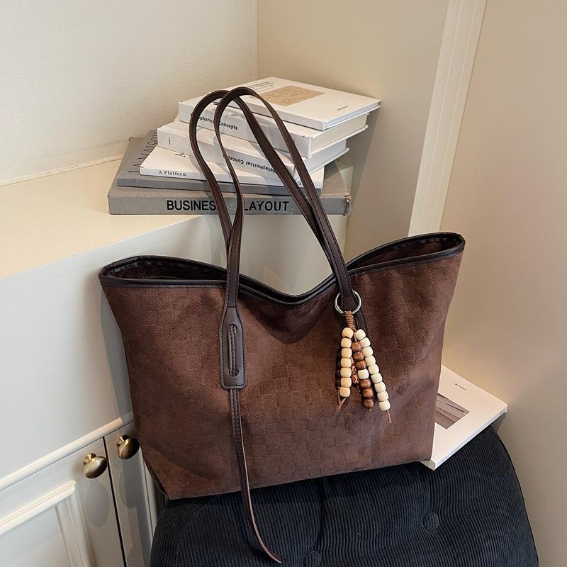 Tote Bag Women's Large Capacity 2025 New Autumn and Winter Versatile Matte Retro Shoulder Bag Suede Work Commuter Bag