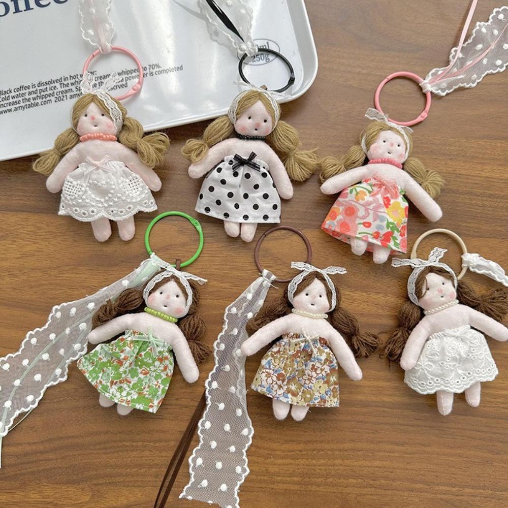 Cute Princess Girl Shaped Girl Keyrings Car Pendant with Lace Florals Dress Girl Shaped Bag Ornament Girl Shaped Keyring Key