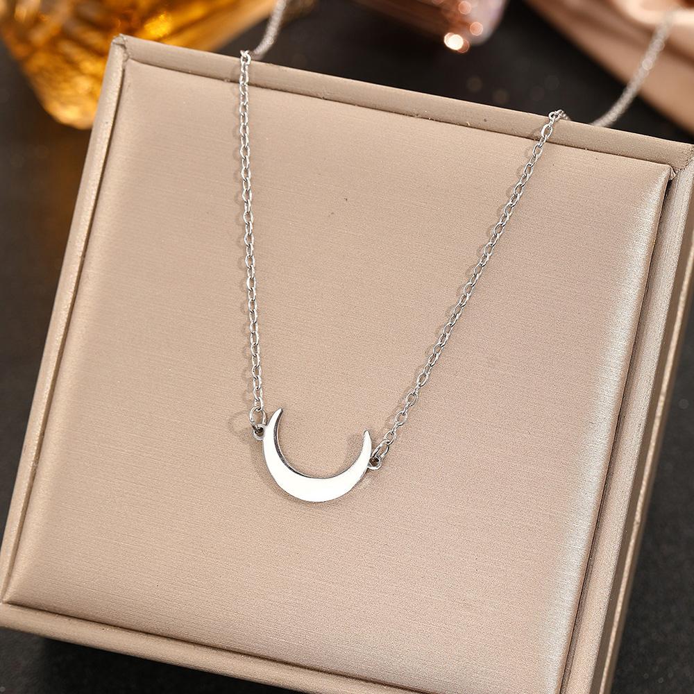 Stainless Steel Minimalist Moon Pendant Necklace Women's Fashion Commuter Personalised Design Collarbone Chain Jewellery Gift
