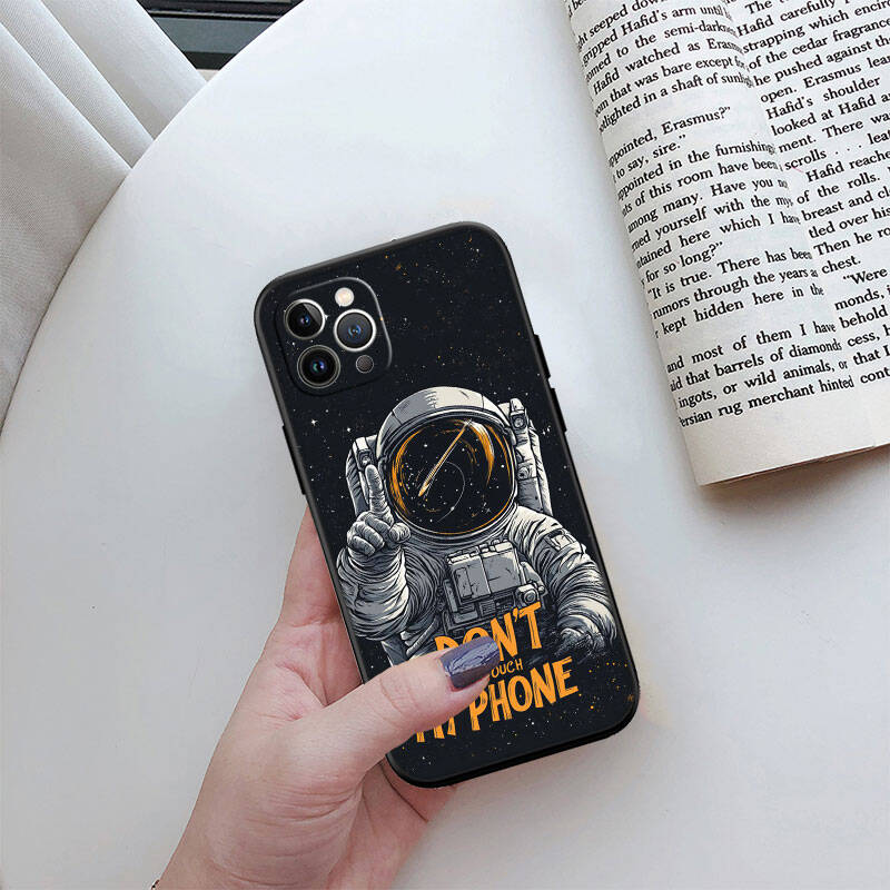 MH15 Astronaut Space Moon Phone Shell for Samsung S20 S21 S22 S23 S24 FE Ultra Plus Lite S21S A55 A07 A17 F06 F16 M06 M16 M56 A36 A37 A57