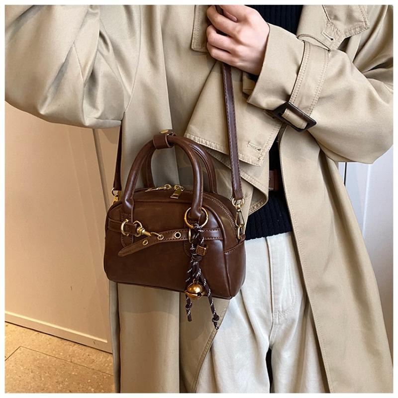 New retro small bag, interpretation of high fashion style!