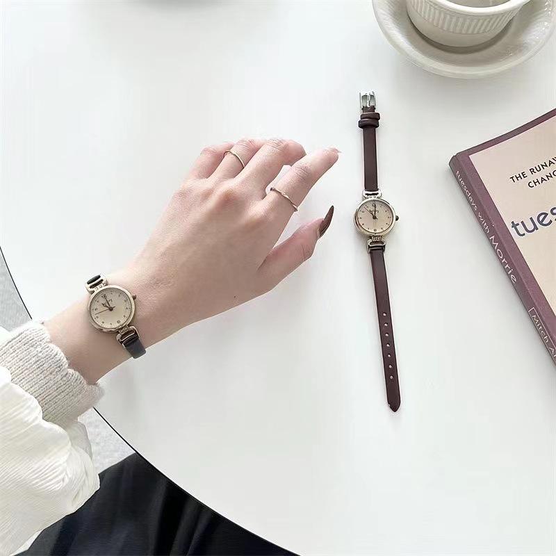 Yeni Moda Kadın Lüks Su Geçirmez Kuvars Saat