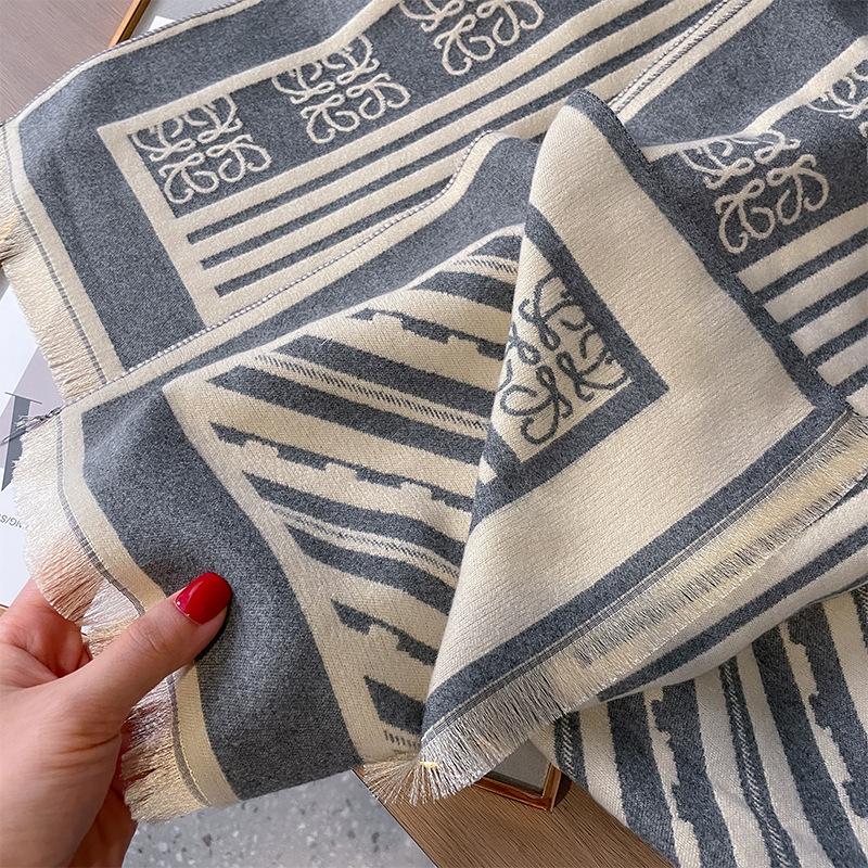Imitation Cashmere Scarf, Simple Lines, High-End Color Contrast, Autumn And Winter Double-Sided Winter Women