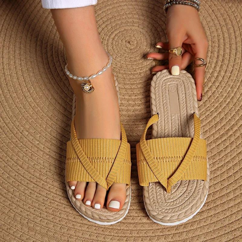Fashion Summer Weightlight Clip-Toe Flat Slippers for Women Casual Elastic Band Flip Flops Woman New Style Beach Non-Slip Slides Female