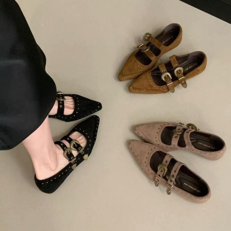 Fashion Vintage Design Pointed End Women Flats Shoes Fashion Double Row Belt Buckle Shoes Ladies Outdoor Mary Jane Shoes Zapatos Mujer