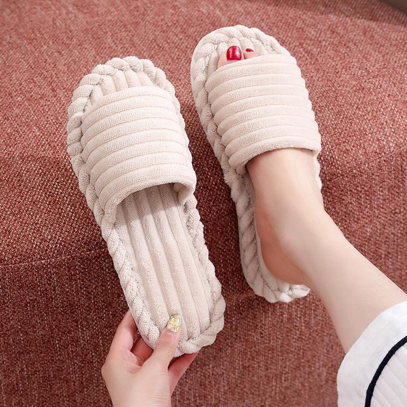 

Fashionable Cross-Border Open-Toe Non-Slip Slippers – Spring/Autumn Style with Flat Heels, Furry Design, and Thickened Sole for Couples