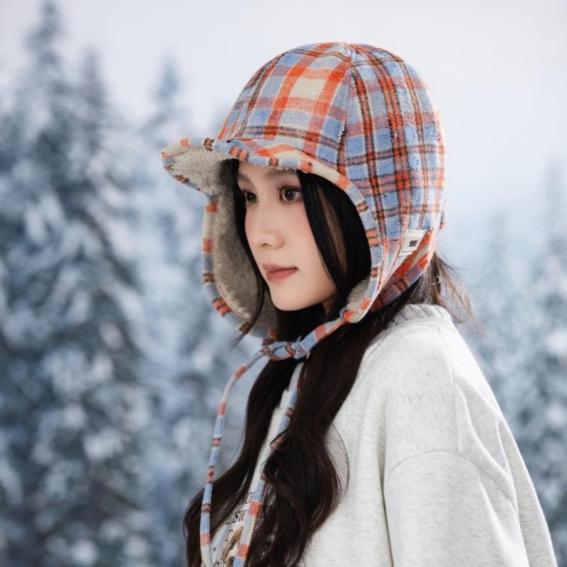 Cosy Fleece Lined Checkered Ear Muff Hat for Outdoor Activities Daily Commute Unisex Design Cold Resistant