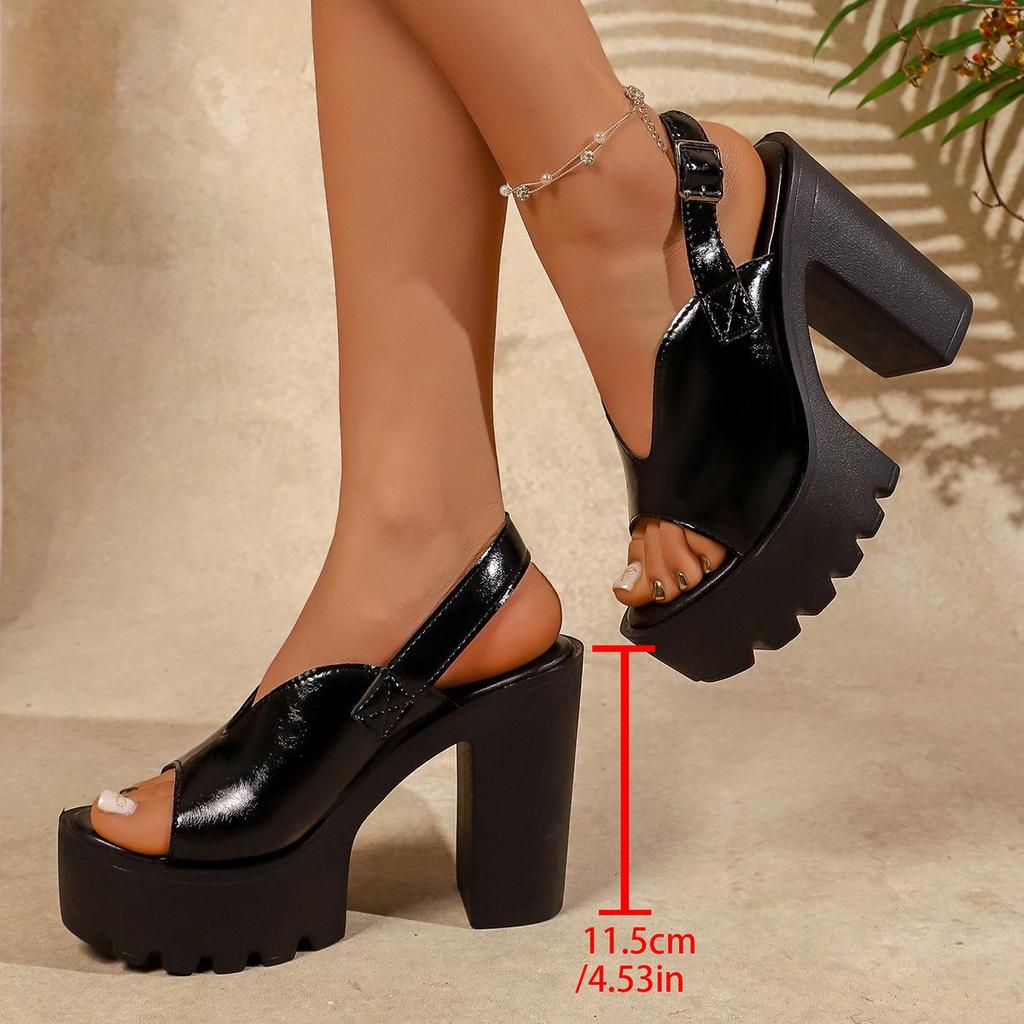 Women's Plus Size Black Chunky Heel Roman Sandals - Summer Style for Skirts