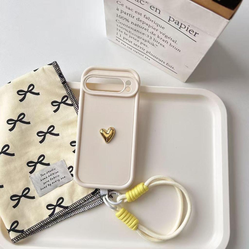 3D Gold Heart Protective Cover for Google Pixel 9 Pro XL