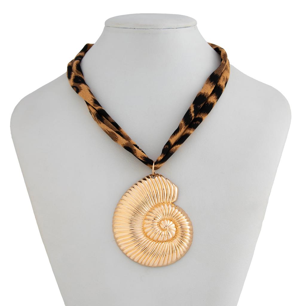 Heart Pendant Necklace for Women Vintage Leopard Polyester Cloth Chain Statement Jewelry Gift