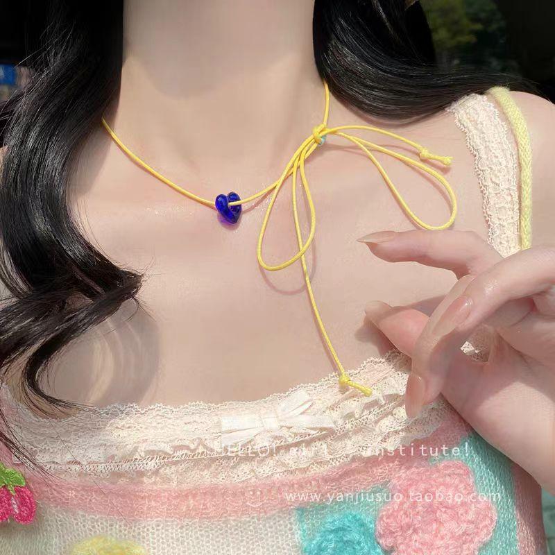 Atmosphere sweetheart, simple and clear love color rope necklace dopamine sweet collarbone chain pull neck chain