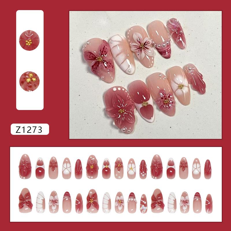Three-dimensional blush, camellia pearl, sweet and gentle temperament, European and American ins style removable nail art tablets 30 pieces
