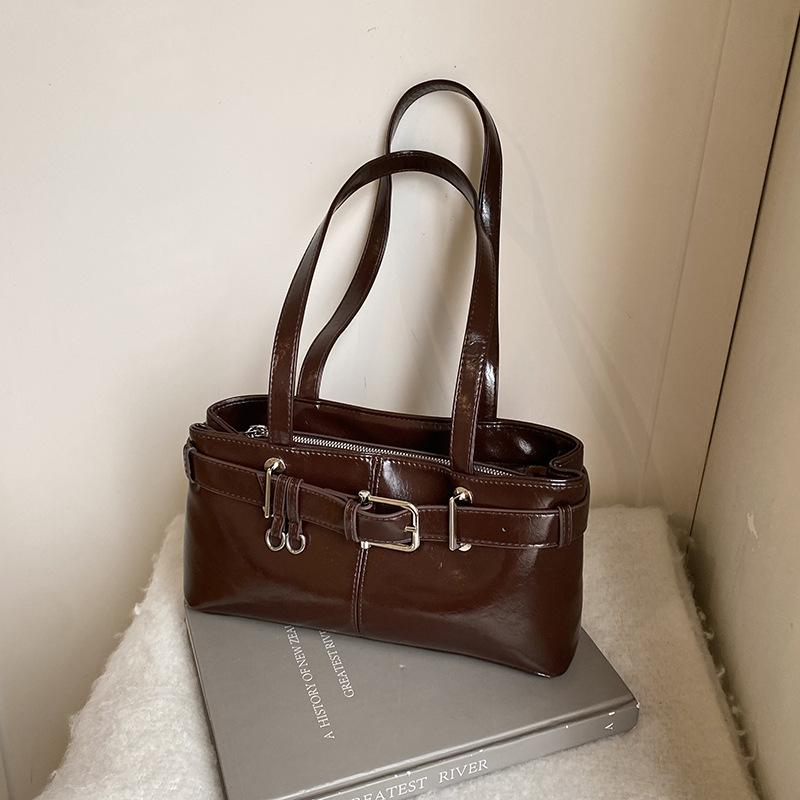 

Нишевый дизайн, высокое чувство, ретро стиль локомотива, сумка подмышку, модная женская сумка на плечо, сумка-багет 32*9*16