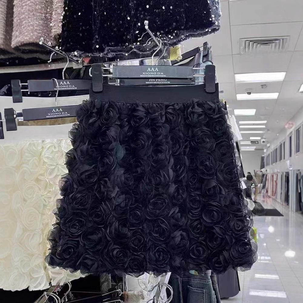 Damen Europäischer & Amerikanischer 3D-Rosen A-Linien-Rock: Eleganten Schlankmachenden Kurzen Rock