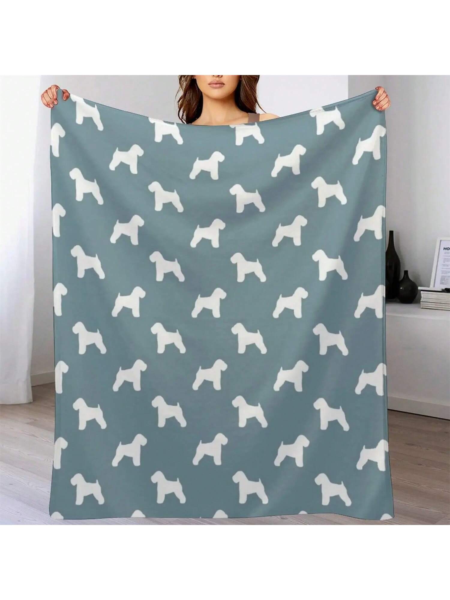 Soft Coated Wheaten Terrier Silhouette(S) Throw Blanket Cosplay Anime Decorative Sofas Warm Halloween Blankets 75X95CM