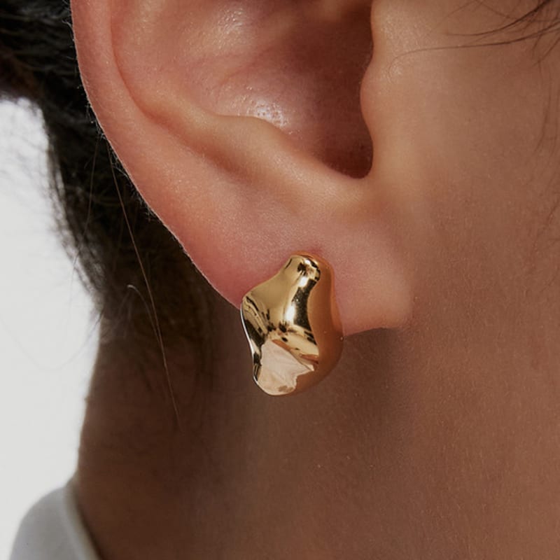 Invisible collage LEMON CURVE EARRING_GOLD