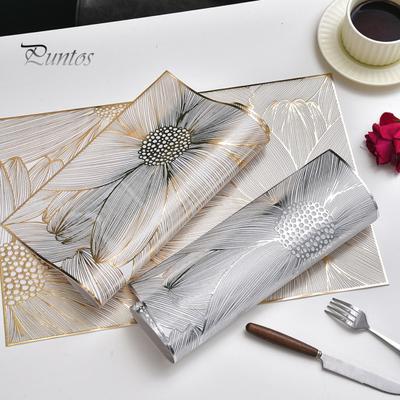 Manteles Individuales de PVC Creativos Posavasos Cuadrados Calados de Flores para Protección de Mesa Resistentes al Calor Resistentes al Desgaste Manteles de Comedor Versátiles Decoración para el Hogar