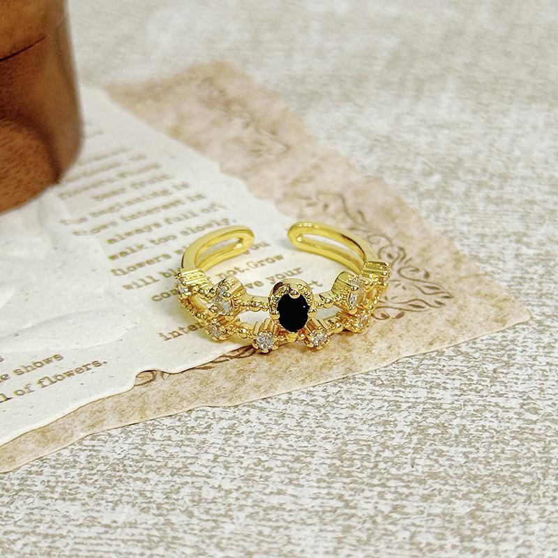 Medieval Vintage Retro Stacked Wearing Micro-Inlaid Zircon Temperament Ring Women'S Niche Design Sense Light Luxury Butterfly Ring